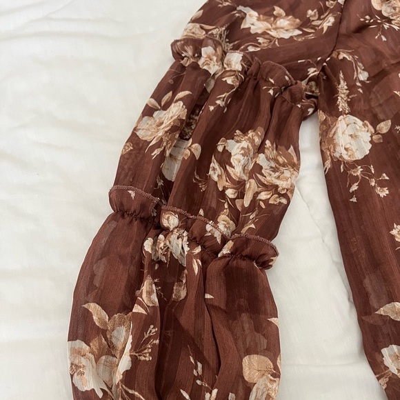 Moon River Floral Print Long Sleeve Blouse, Size Medium, Colour Brown. - Picture 4 of 8